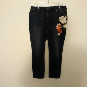 Chico's Women's The So Slimming Girl Friend Ankle Jeans